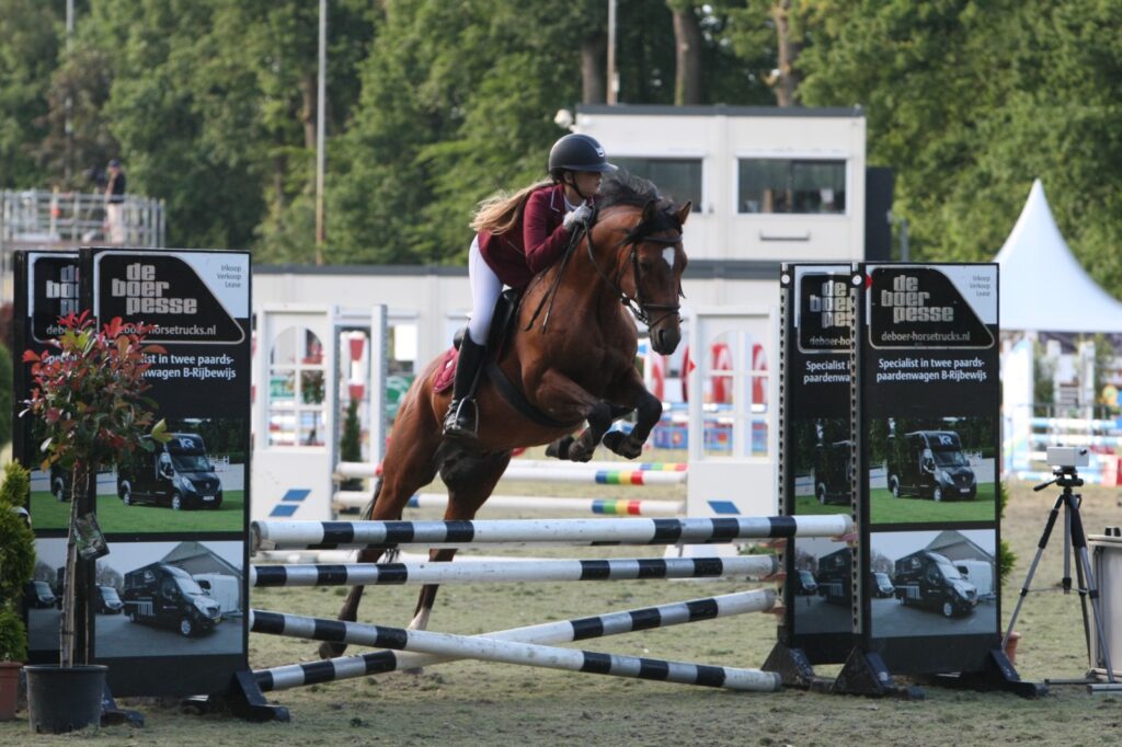 Ruiters kunnen trainen op terrein Almelose Ruiterdagen