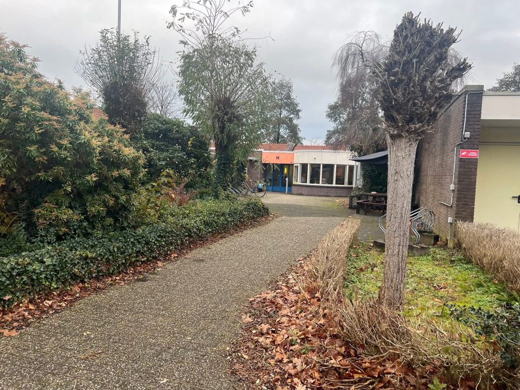 Tijdelijke daklozenopvang aan De Burcht, vernieuwde locatie Adastraat in september klaar