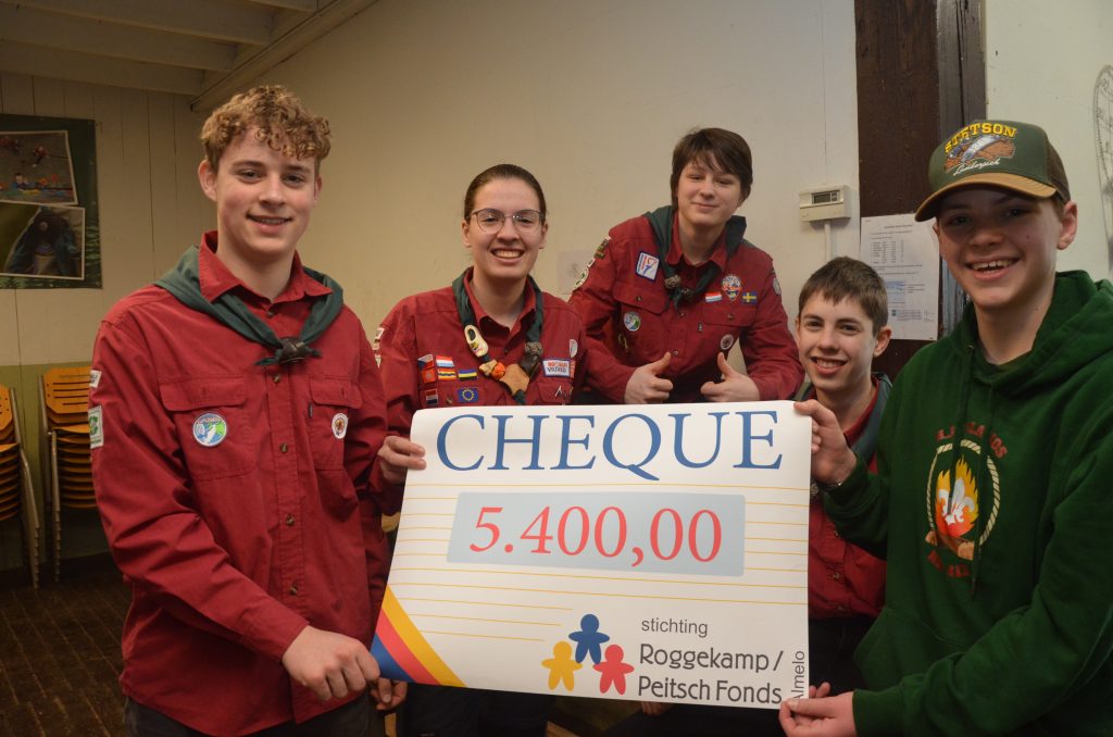 Scouting H.J.B. Llanos kan weer warm de winter door dankzij gift van RP‑fonds