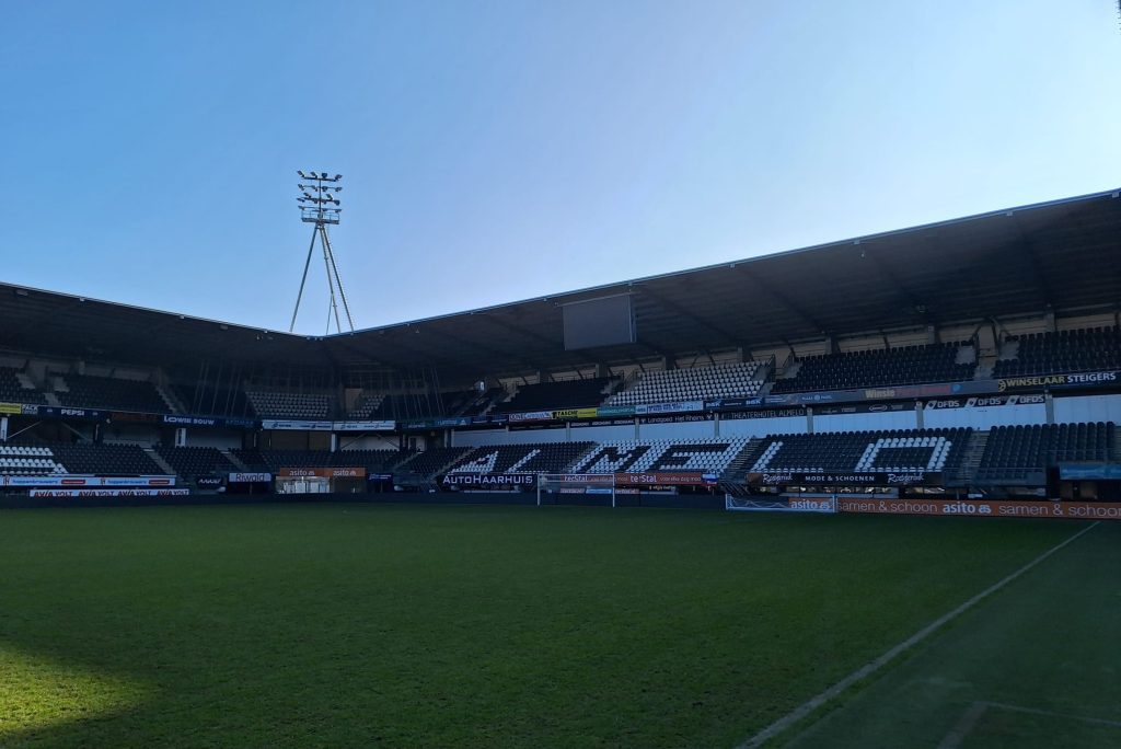 Heracles Almelo gaat af als een gieter en verliest van Go Ahead