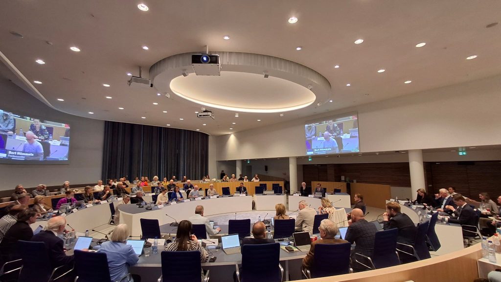 Raad Almelo zet hoger beroep Stadstheater door, motie voor nieuwe gesprekken verworpen