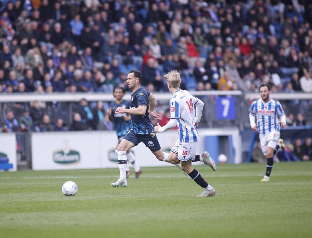 Heerenveen te sterk voor Heracles Almelo: 4-1 nederlaag brengt degradatie dichterbij