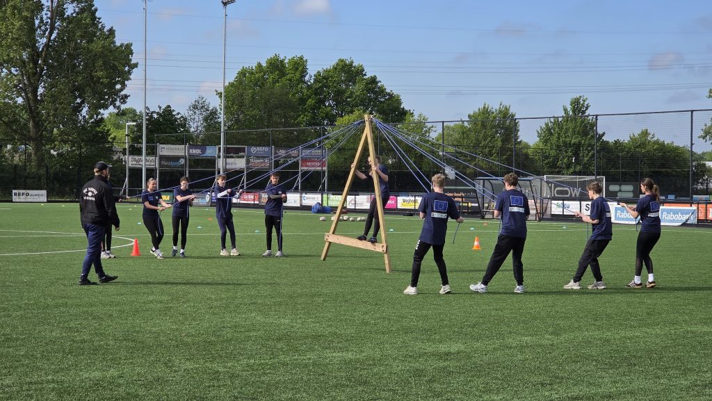 Canisius-leerlingen werken tijdens Europadag aan weerbaarheid en toekomst