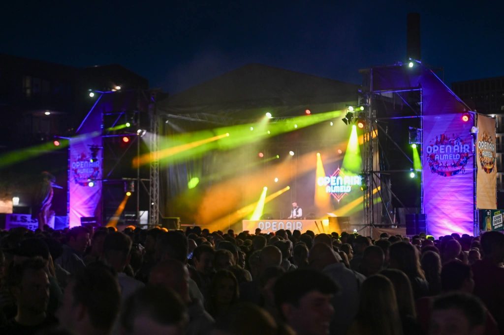 OpenAir Almelo zoekt muzikaal talent: “Pak deze kans en sta op het podium”