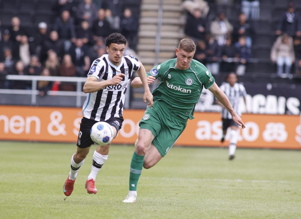 Heracles Almelo neemt met nederlaag afscheid van de Eredivisie