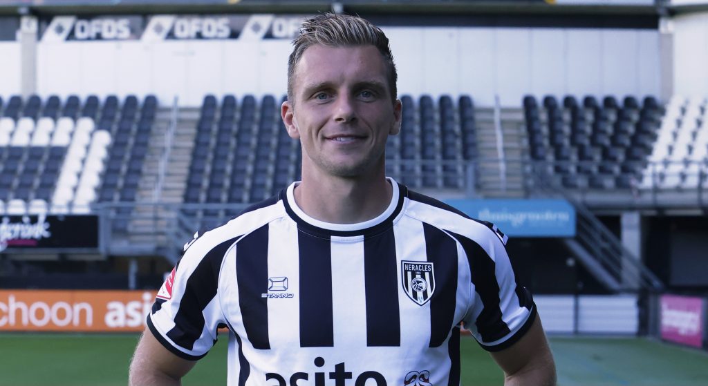 Damon Mirani geniet van ruime zege Heracles: “Ik vind ons gewoon een heel sterke ploeg”