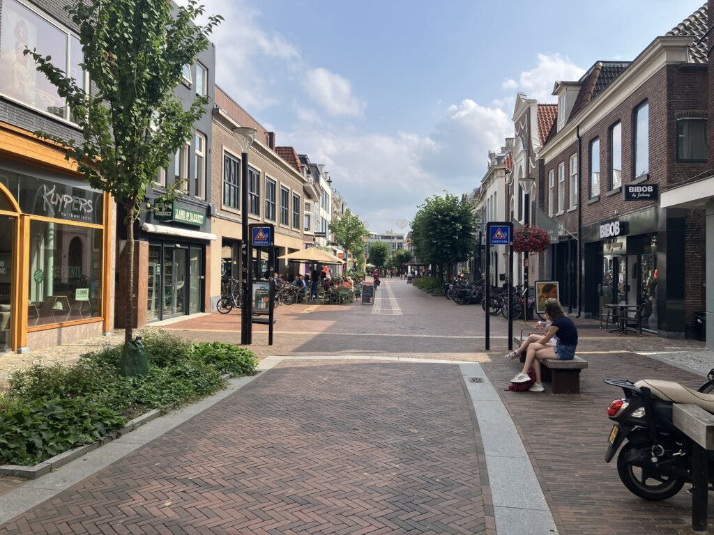 Almelo krijgt nieuwe winkeltijdenverordening, openingstijden blijven hetzelfde