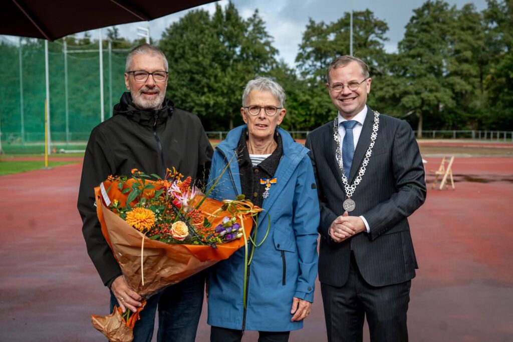 Koninklijke onderscheiding voor Nanny Karsten-Meijer bij 85 jaar SISU